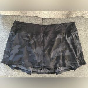 Lululemon pace rival skirt